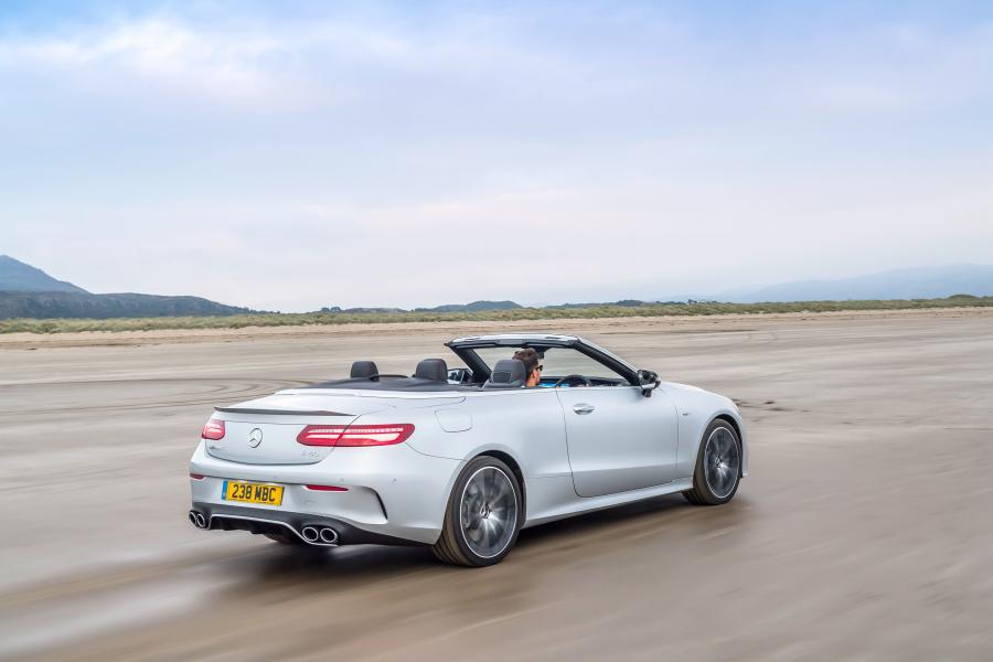  Mercedes-AMG E53 4Matic+ Cabriolet (A238) 2018 года  (UK) (фото 2 из 40)